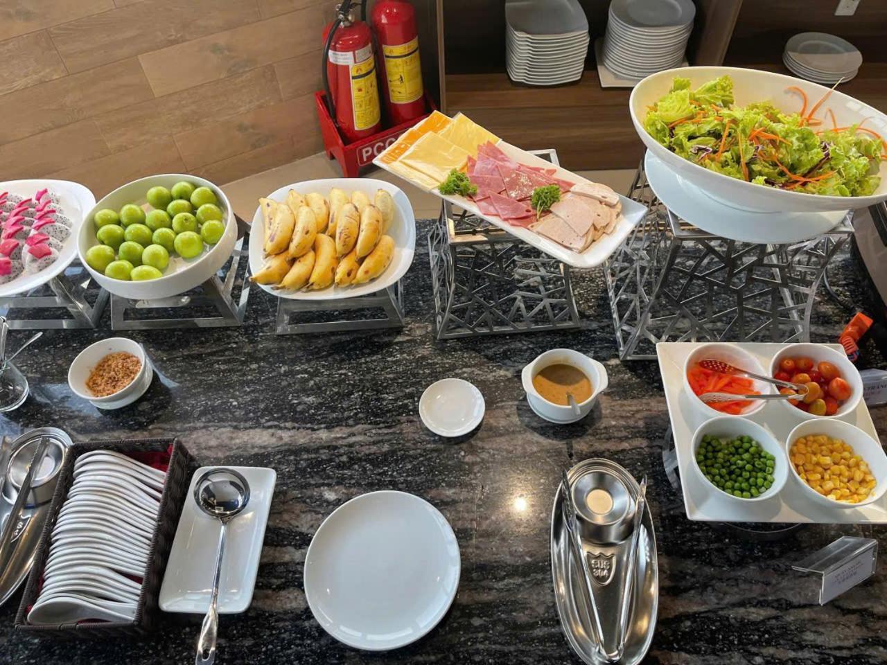 Thanh Long Hotel - Bach Dang Bandar Ho Chi Minh Luaran gambar